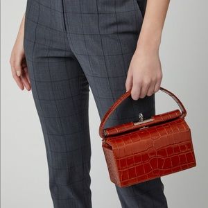 gu_de Milky Large Top Handle Bag